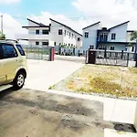 Ddiana Alor Setar Wifi 4 Airconds